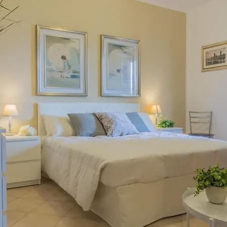 Lisander Apartment