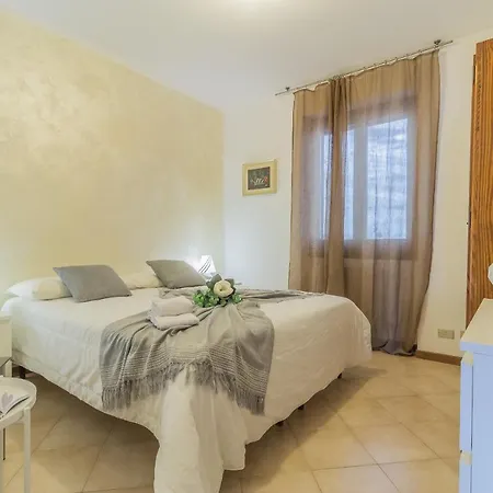 Lisander Apartament *